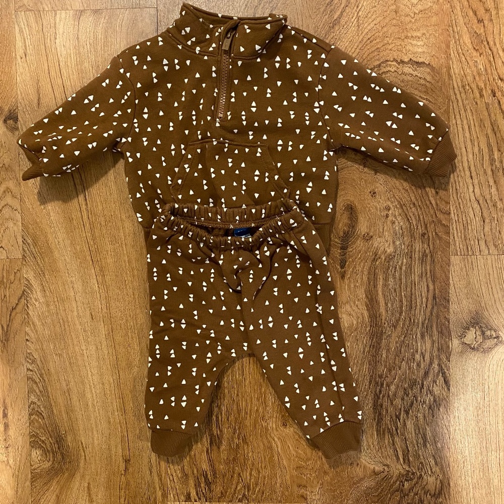 Old Navy Jogger Set 3-6 Months
